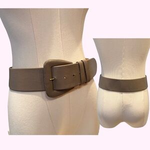 VTG Ann Taylor MADE IN USA Leather Statement Belt Taupe MEDIUM 30-33" Waist